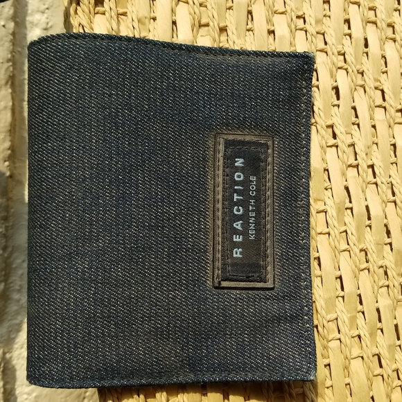 Denim & Straw Summer Shoulder Bag - Picture 2 of 9